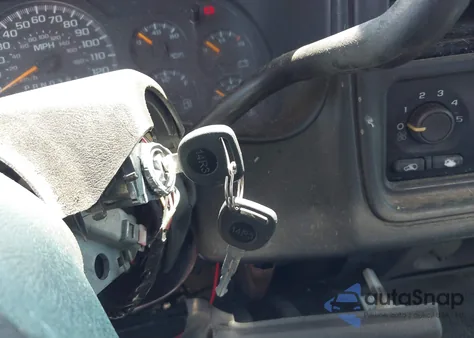 2006 Chevrolet Silverado 1500 Ls from USA, damaged, VIN 3GCEC14X96G171991